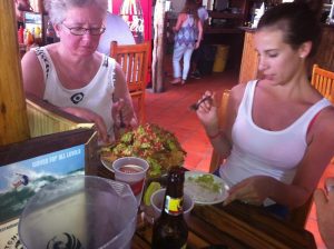 Huge plate of nachos 